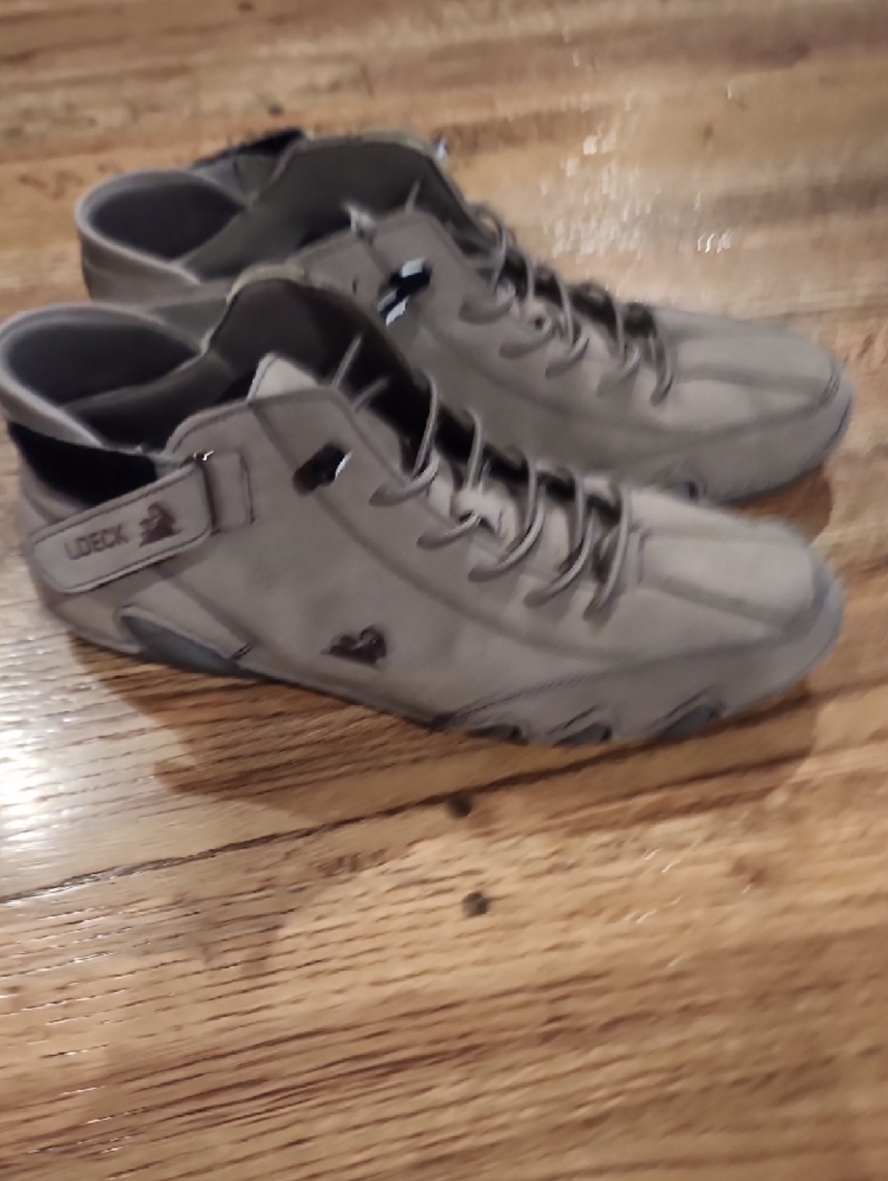 LDeck Men's Gray Chukka Boots - Casual Lace-Up Comfort - Picture 3 of 6